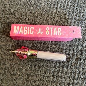 Jeffree Star Cosmetics magic star concealer